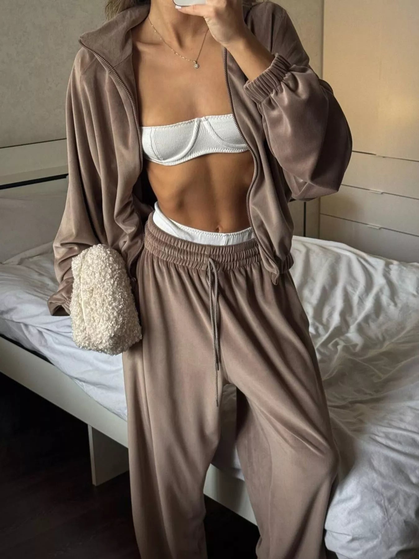bac2b598cab64f09aa81cb27e193c053-Max-Origin